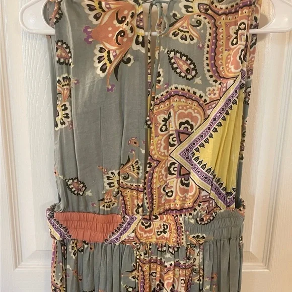 America and Beyond green medallion print Maxi Dress - Picture 6 of 10